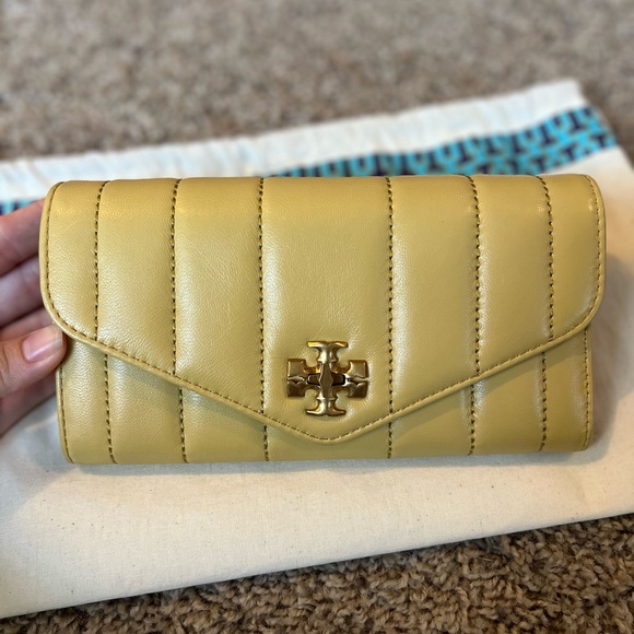 Tory Burch Wallet - Picture 2 of 6